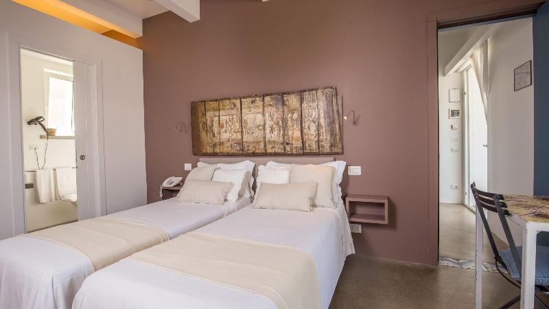 Hotel Intorno Al Fico Φιουμιτσίνο Εξωτερικό φωτογραφία