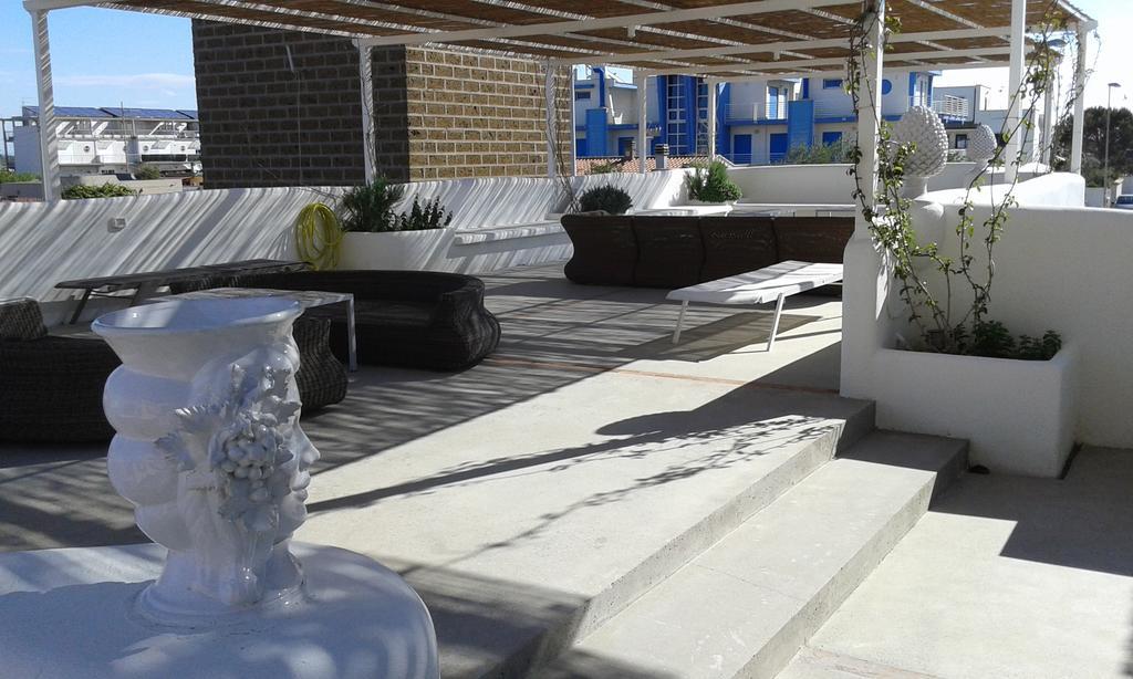Hotel Intorno Al Fico Φιουμιτσίνο Εξωτερικό φωτογραφία