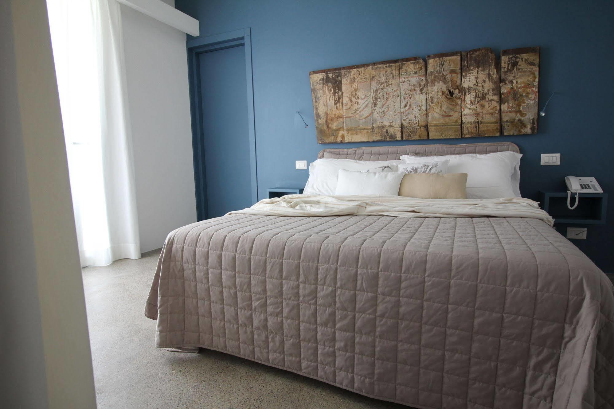 Hotel Intorno Al Fico Φιουμιτσίνο Εξωτερικό φωτογραφία