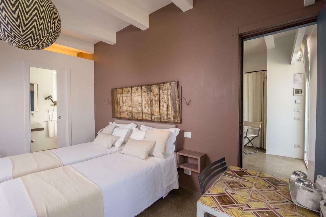 Hotel Intorno Al Fico Φιουμιτσίνο Εξωτερικό φωτογραφία