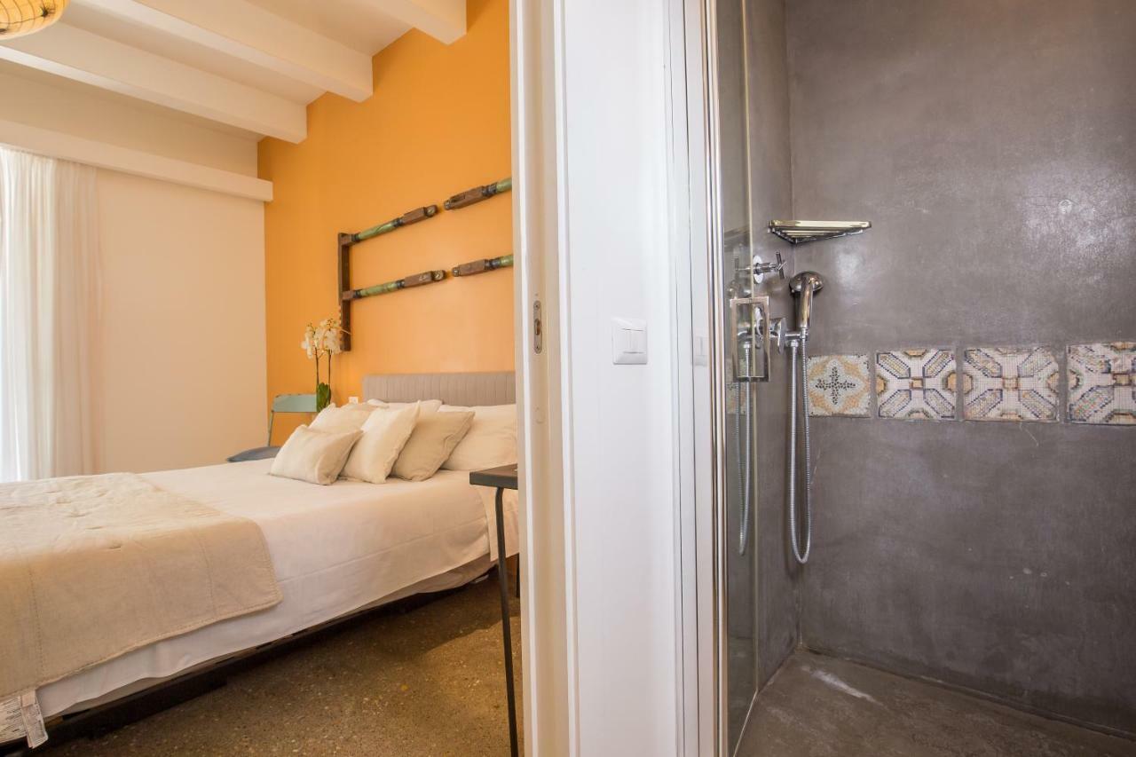 Hotel Intorno Al Fico Φιουμιτσίνο Εξωτερικό φωτογραφία